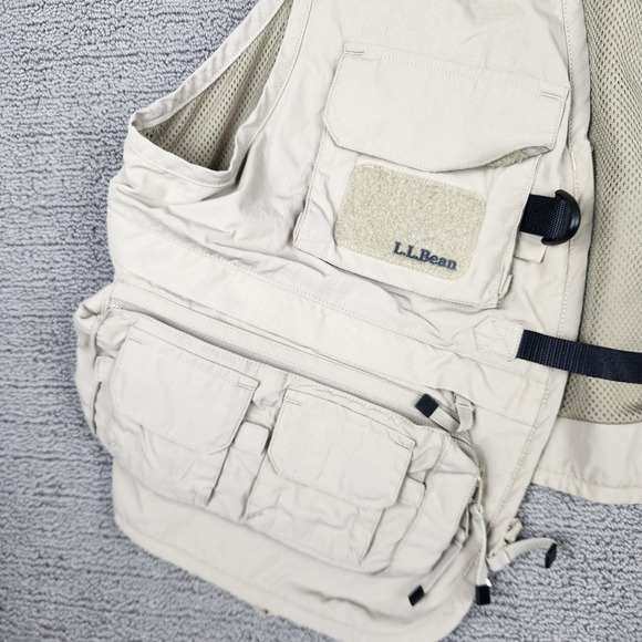 LL Bean Vest Mens M Beige Fly Fishing Ripstop Crop Short Angler Safari Hunting - Picture 3 of 7